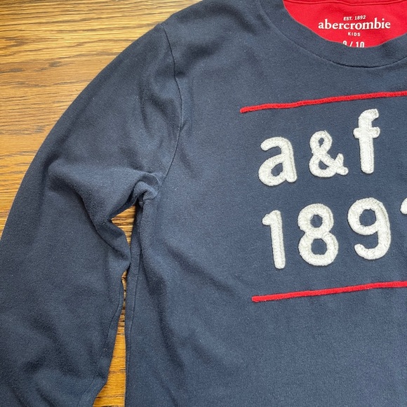 Abercrombie Kids Logo T-Shirt - Picture 3 of 12